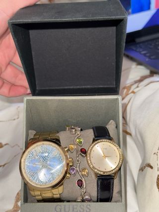 Lote 2 relojes Guess