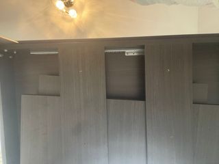 MESA DE COMEDOR CRISTAL Y MADERA COLOR GRIS CENIZA