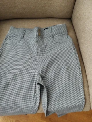 Pantalón M sin estrenar