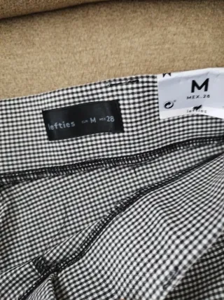 Pantalón M sin estrenar