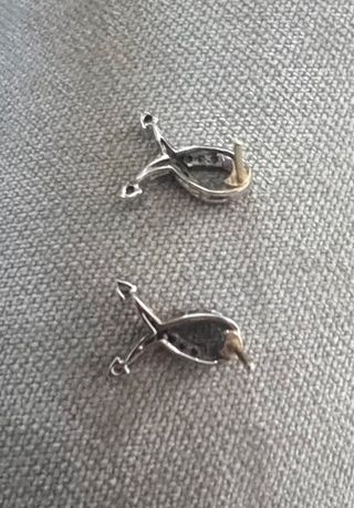 Preciosos pendientes de oro de 18 kilates