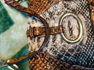 Bolso estampado efecto cocodrilo