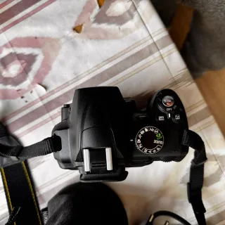 Camara reflex Nikon d3000 + 2 objetivos