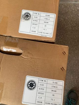 YA EN STOCK! 8x17 y 9x17 5X100 4X100 SILVER lip p