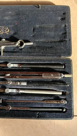 estuche antiguo de compases Richter & Co. antigüed