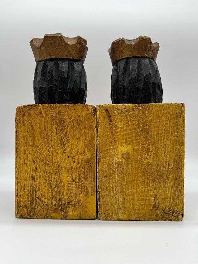 Sujetalibros talla tradicional castellana