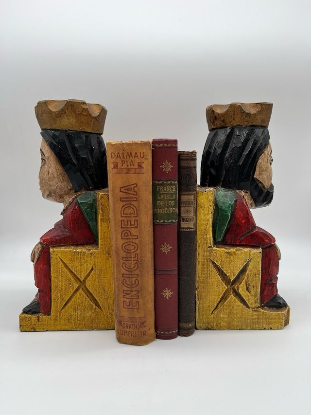 Sujetalibros talla tradicional castellana