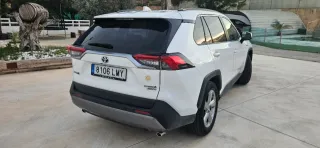 Toyota RAV4 2021, 4x4