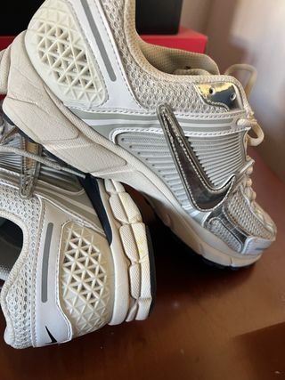 Nike vomero5