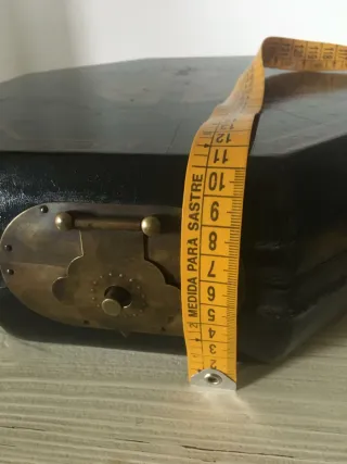 Caja joyero octogonal con símbolo chino