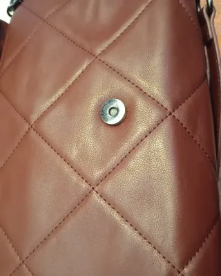 Borsetta bordeaux Lora Ferres