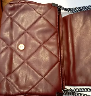 Borsetta bordeaux Lora Ferres