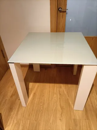 Mesa cuadrada