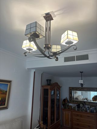 Lampara de salon de tiffani