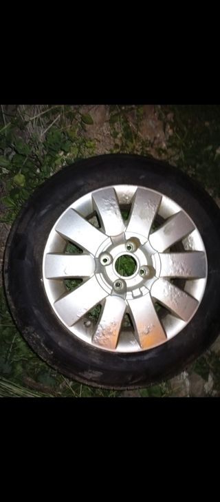 Piloto trasero Citroën Xsara Picasso mas repuesto