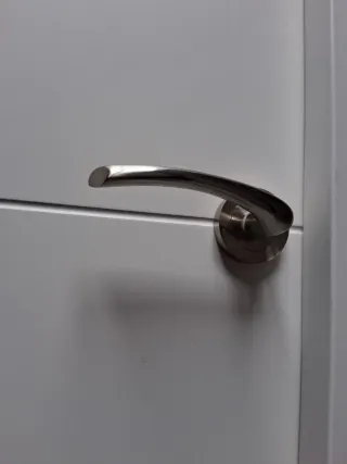 Puerta Moderna Blanca + Premarco