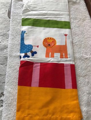 Cortina infantil juvenil