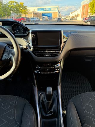 Peugeot 2008 nuevo motor!