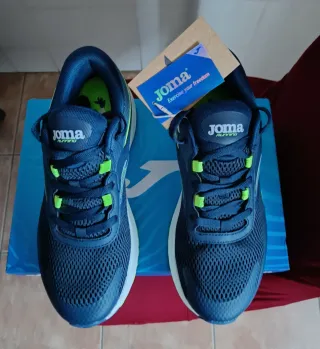 Zapatillas deportivas Joma active T42 a estrenar
