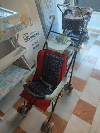 Vendo lote recién nacido: carrito, capazo etc....