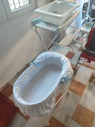 Vendo lote recién nacido: carrito, capazo etc....