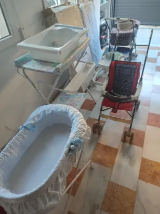 Vendo lote recién nacido: carrito, capazo etc....