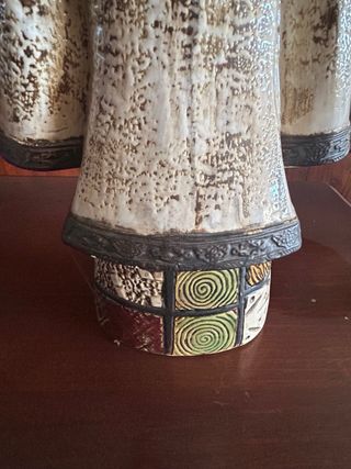 Jarron con forma de kimono