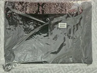 Cartera/ bolso en gris/ negro