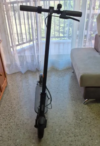 Patinete Eléctrico Xiaomi Mi Scooter 365