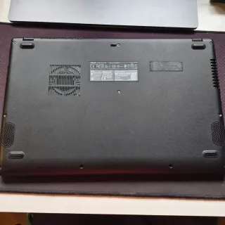 Portátil Asus Vivobook 15.6" i7 16GB RAM 512GB SSD