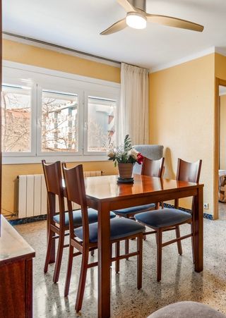 Mesa comedor extensible y 6 sillas