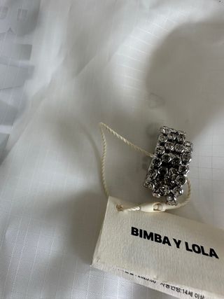 Anillo bandas cristal plateado oscuro