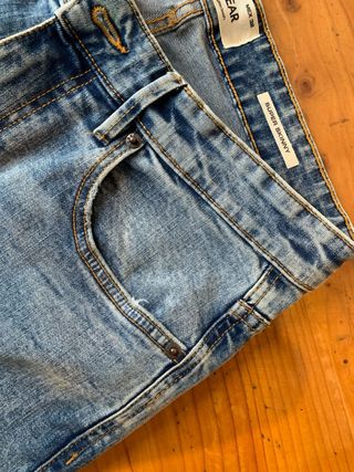 Pantalon vaquero roto hombre azul