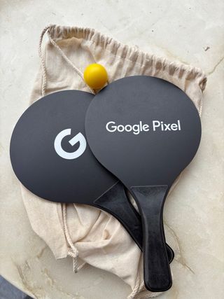 Palas de playa Google Pixel + Pelota