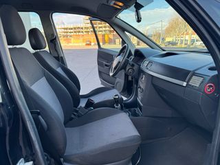 Opel Meriva 2005