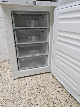 Liebherr GP 1376-Congelador Bajo Encimera Clase E