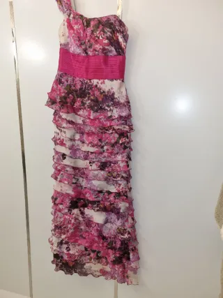 Precioso vestido de fiesta Sonia Peña