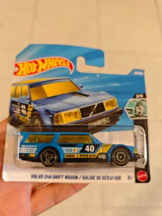 Hot wheels Volvo 240 drift wagon