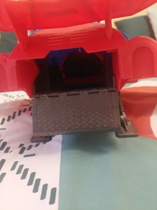 Nave Spiderman juguete