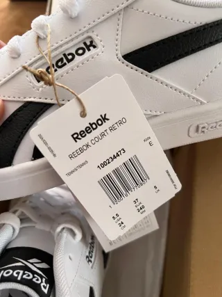 Zapatillas Reebok talla 37 y 38 a estrenar