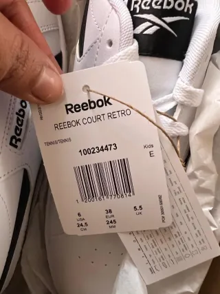 Zapatillas Reebok talla 37 y 38 a estrenar