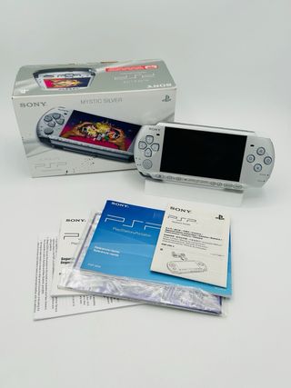 Sony PSP 3004 – Mystic Silver (Completa)