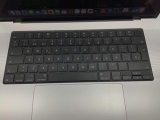 portatil apple apple macbook pro m4 pro 14-core 16 (20gpu)(2024)(a3403)