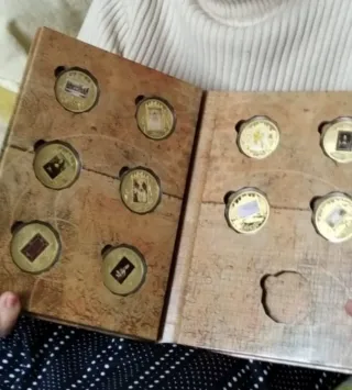 Colección de monedas conmemorativas