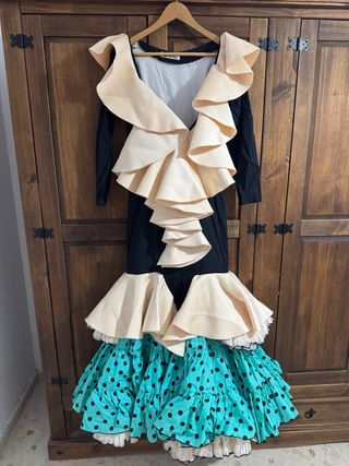 Traje de flamenca negro