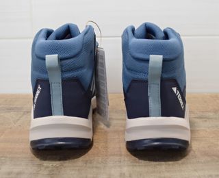 Zapatillas de senderismo Adidas Terrex, talla 36,5