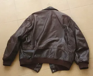 Chaqueta de cuero bomber vintage