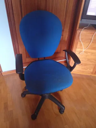 Silla de ordenador.