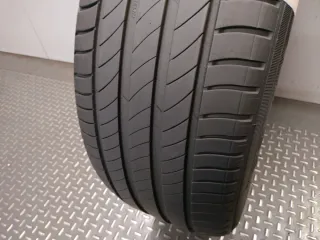 Neumático de ocasión 235/55R17 99V