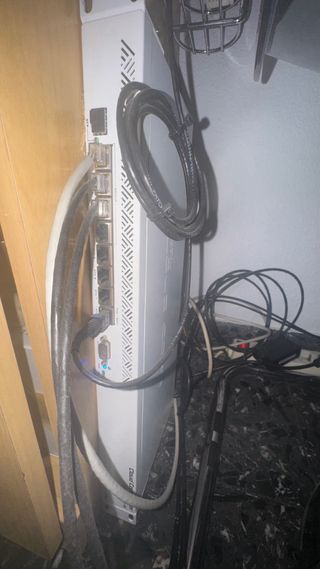 Router mikrotik CCR1009-8G-1S